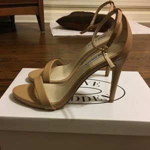 Steve Madden Stecy Nude heels